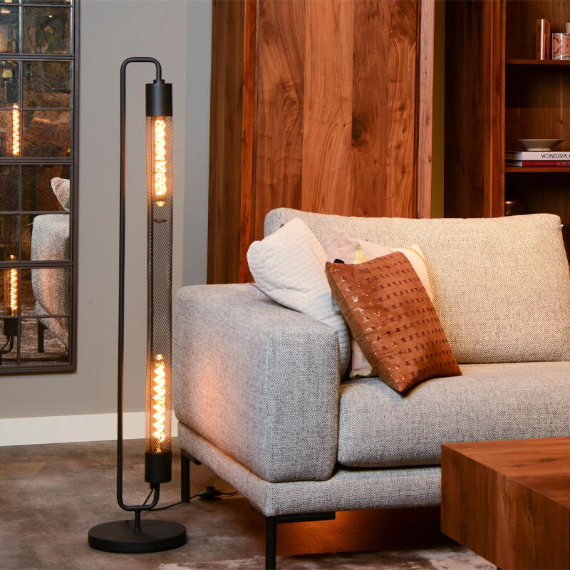 Svart golvlampa modern, Calixt, med brytare