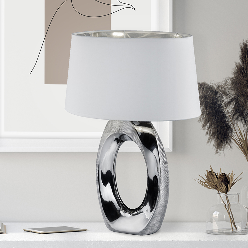 Keramik bordslampa silver, Moldrup, med brytare