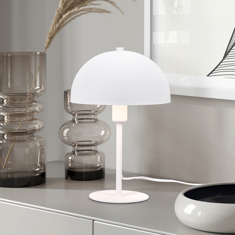 Vit bordslampa modern, Fransisca, med brytare