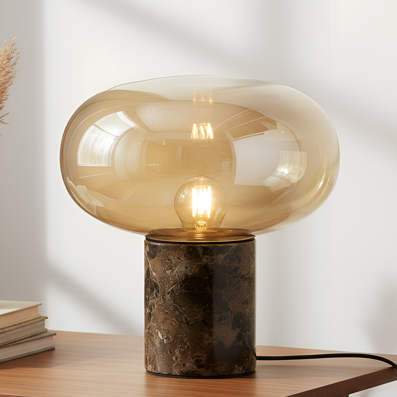 Marmor bordslampa bärnstensfärgad, Alan, med brytare