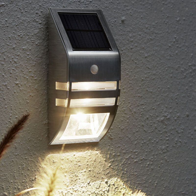 Aluminium utomhus vägglampa solcell silver, Alistair, 0,04W, 3000K LED, IP44
