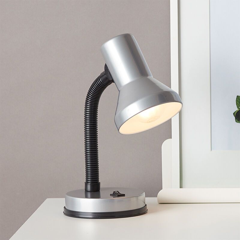 Plast skrivbordslampa grå, Loet, med brytare Plast skrivbordslampa grå, Loet, med brytare