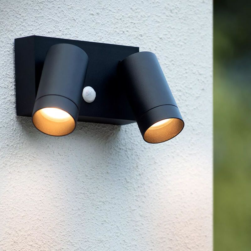 Svart utomhus vägglampa med rörelsesensor modern, Taylor, IP54 Svart utomhus vägglampa med rörelsesensor modern, Taylor, IP54