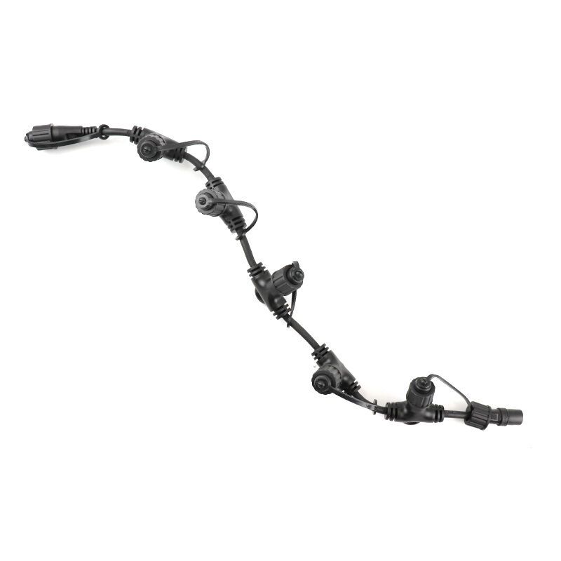 0,5m svart distributionskabel, med 5 utgångar