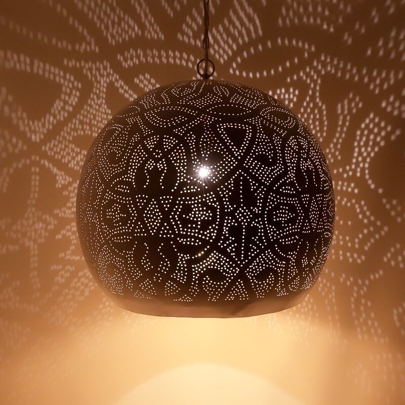 Vit orientalisk fönsterlampa filigran, Alyssa