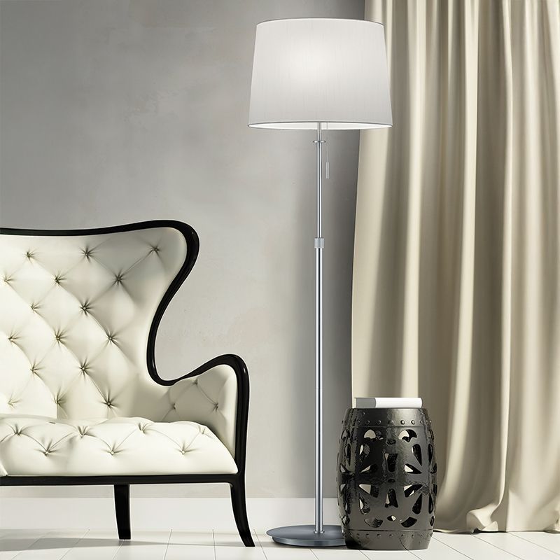 Nickel golvlampa klassisk, Niva, med dra i strömbrytaren