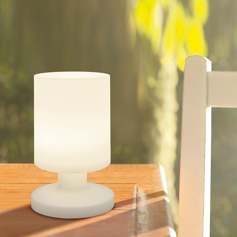 Vit bordslampa utomhus plast, Wiesje, 1,5W, 3000K LED, IP44, med brytare Vit bordslampa utomhus plast, Wiesje, 1,5W, 3000K LED, IP44, med brytare