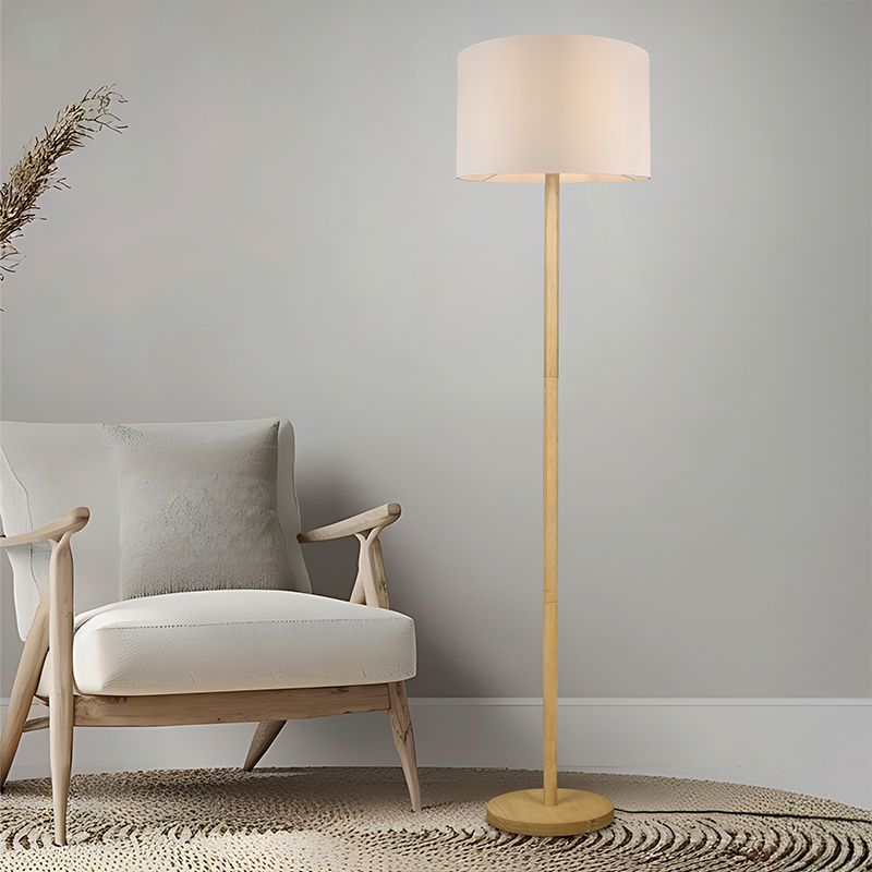 Modern golvlampa trä, Caya, med brytare
