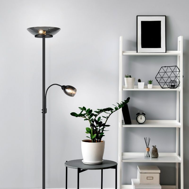 Svart golvlampa modern, Larry, med brytare