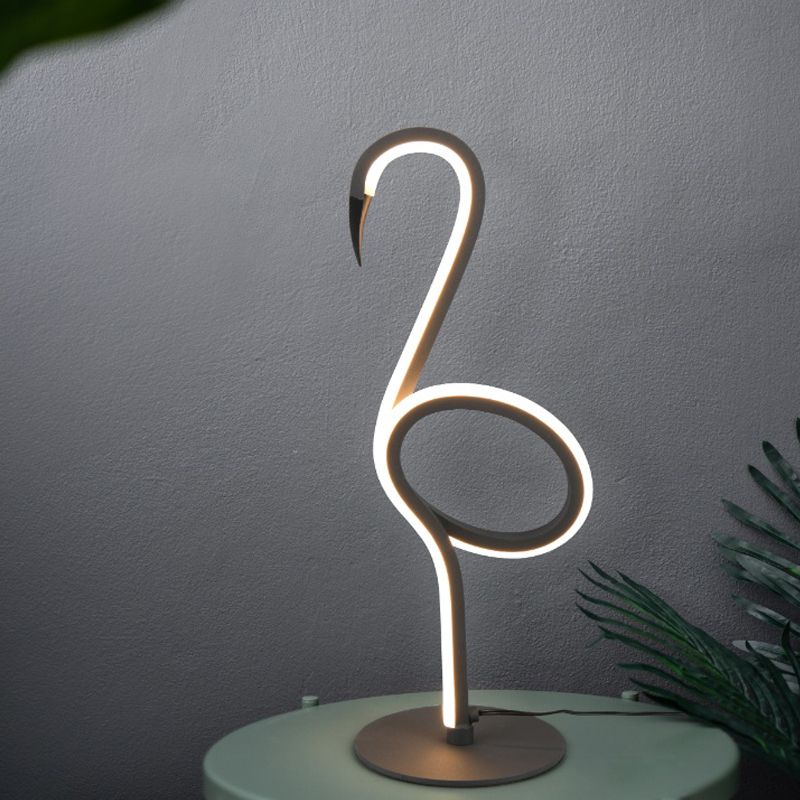 Svart bordslampa design, Puk, 6W, 3000K LED, med brytare