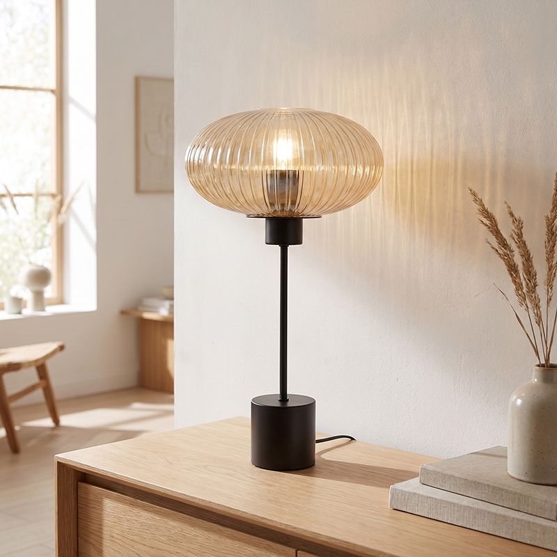 Design bordslampa bärnstensfärgad, Charlois, med brytare