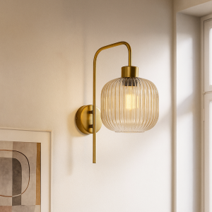 Design vägglampa bärnstensfärgad, Charlois