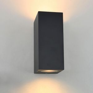 Modern utelampa svart, Corella, IP44