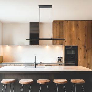Modern fönsterlampa svart, Iwan, 18W, 3000K LED