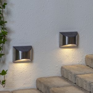 2-pack solcellsvägglampor Amier, silver, med skymningssensor