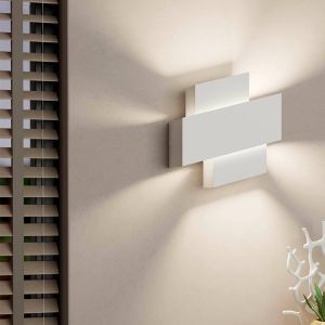 Vit design vägglampa aluminium, Kylie