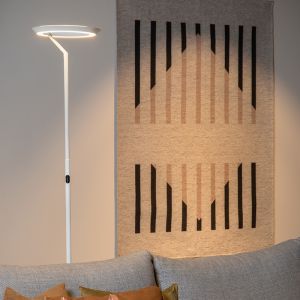 Vit golvlampa modern, Celeste, 21W, 2700K LED, med beröringsdimmer