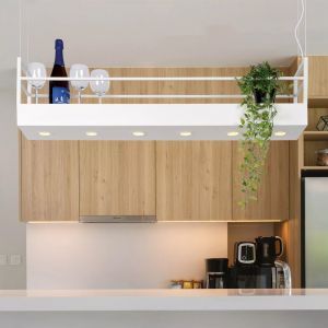 Vit fönsterlampa rustik, Miravelle