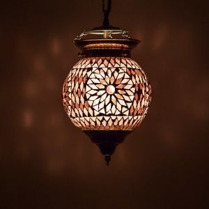Lila orientalisk fönsterlampa mosaik, Nisrin