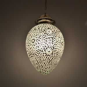 Vit orientalisk fönsterlampa mosaik, Isa