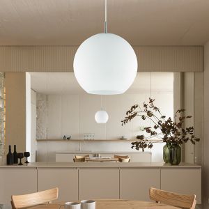 Vit fönsterlampa design, Riley