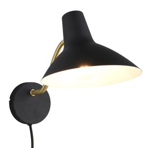 Svart vägglampa klassisk, Merit