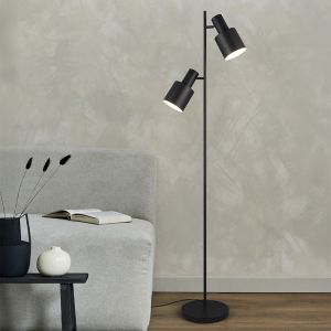 Svart golvlampa metall, Amila, med brytare