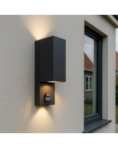 Modern utomhus vägglampa med rörelsesensor svart, Corella, IP54