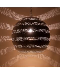 Vit orientalisk fönsterlampa filigran, Nimra