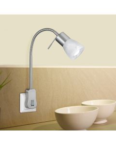 Nickel stickkontakt vägglampa modern, Gustav, med brytare
