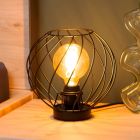 Svart bordslampa klassisk, Danza, med brytare