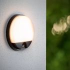 Svart badrumslampa vägg modern, Hups Ir, 10W, 3000K LED, IP54