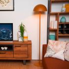 Gul golvlampa modern, Siemon, med brytare