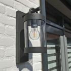 Antracit utomhus vägglampa med skymningssensor rustik, Sambesi, IP44