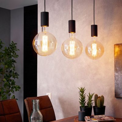 Svart fönsterlampa stål, Samed