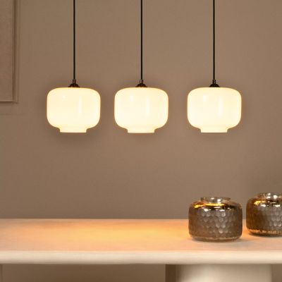 Vit fönsterlampa retro, Medine