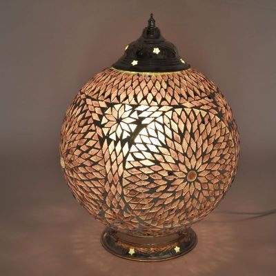 Lila orientalisk bordslampa mosaik, Dalil