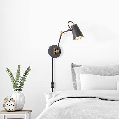 Svart vägglampa modern, Skals, med brytare