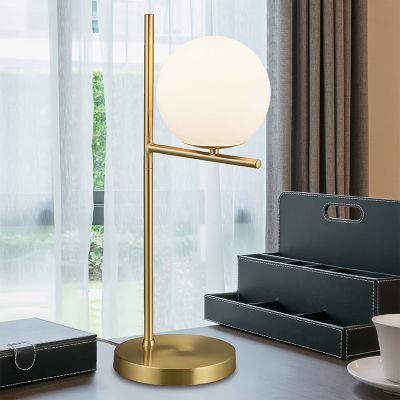 Mässing bordslampa modern, Silkis, med brytare