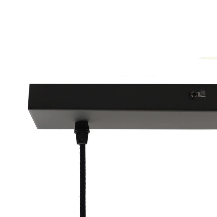 Industri fönsterlampa svart, Lieve