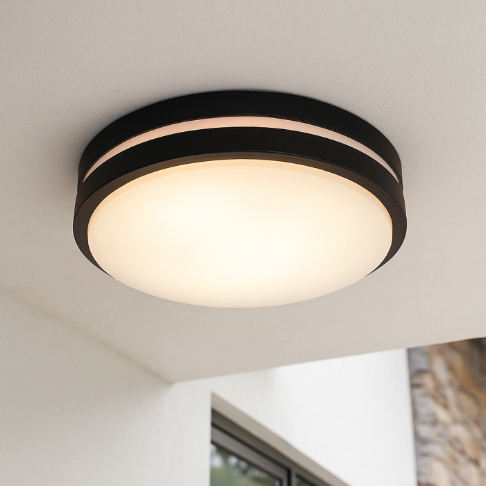 Plast taklampa utomhus med rörelsesensor svart, James, IP44