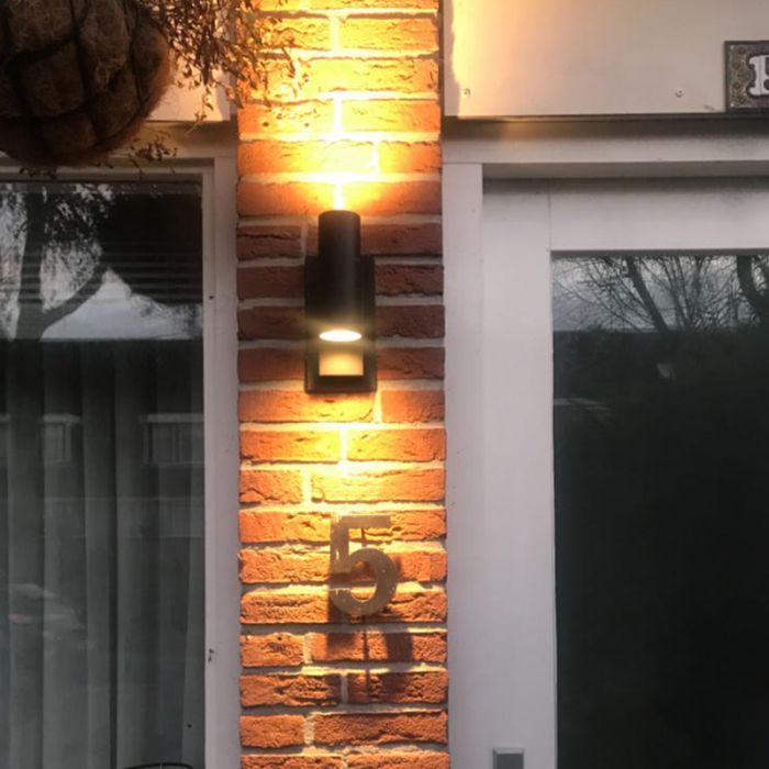 Modern utomhus vägglampa med skymningssensor svart, Pedro, IP44