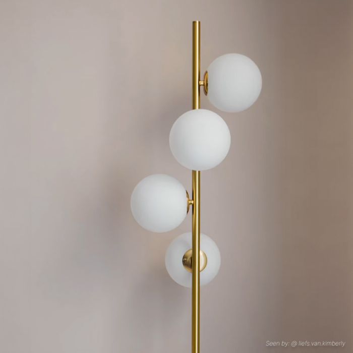 Design golvlampa vit, Remo, med brytare