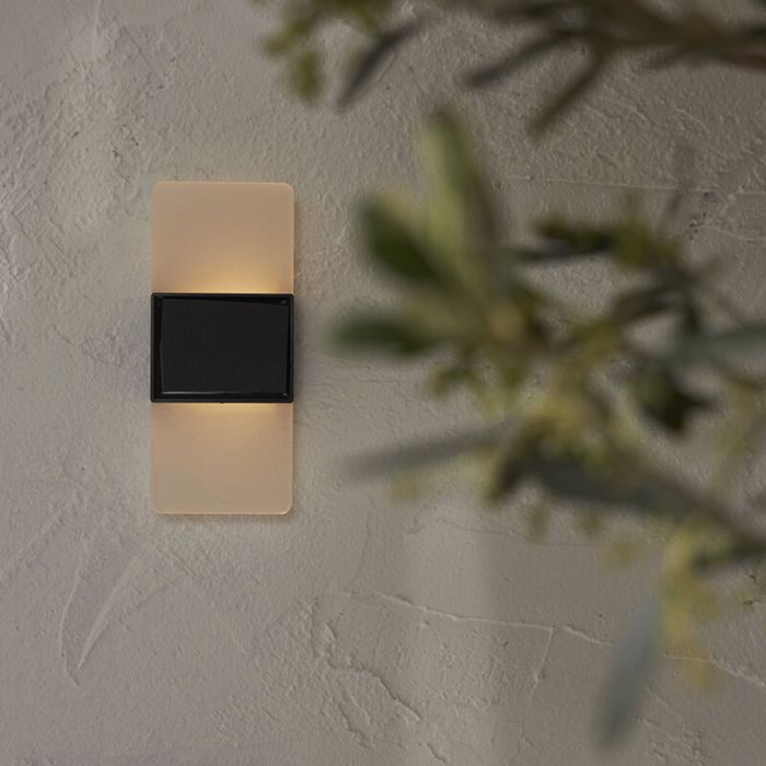 Plast utomhus vägglampa solcell vit, Amier, 0,3W, 3000K LED, IP44