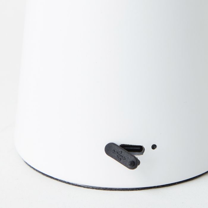 Modern uppladdningsbar utomhusbordslampa vit, Stig, 3W, 3000K LED, IP44, 3 stegs dimmer