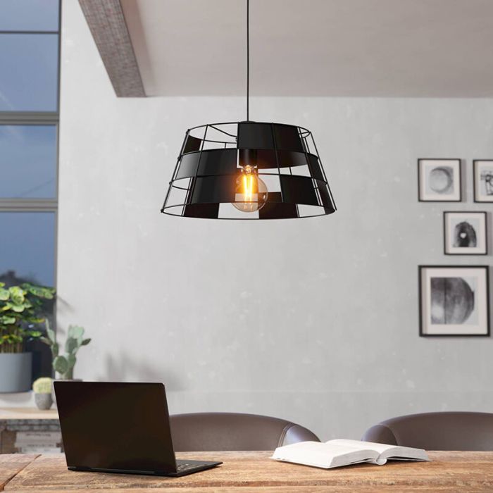 Svart fönsterlampa aluminium, Nelly
