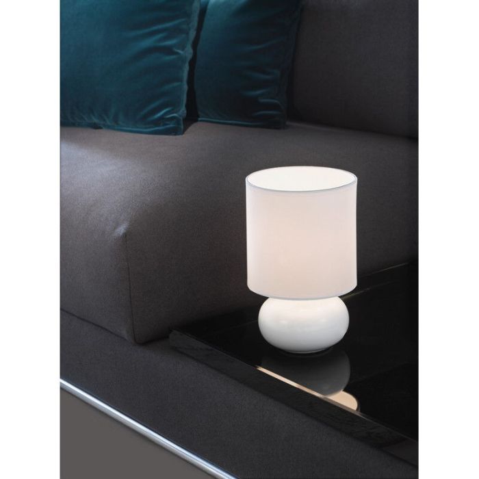 Vit bordslampa tyg, Matthew, med brytare