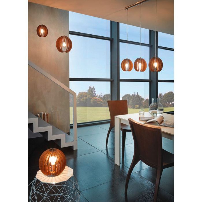 Brun rustik fönsterlampa trä, Bergama