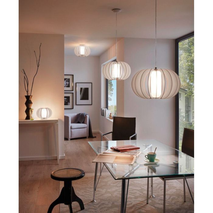 Vit rustik fönsterlampa trä, Kiran