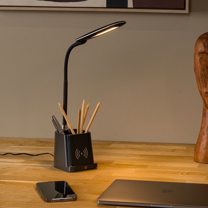 Svart skrivbordslampa modern, Penny, 4,7W, 3000K LED, med brytare